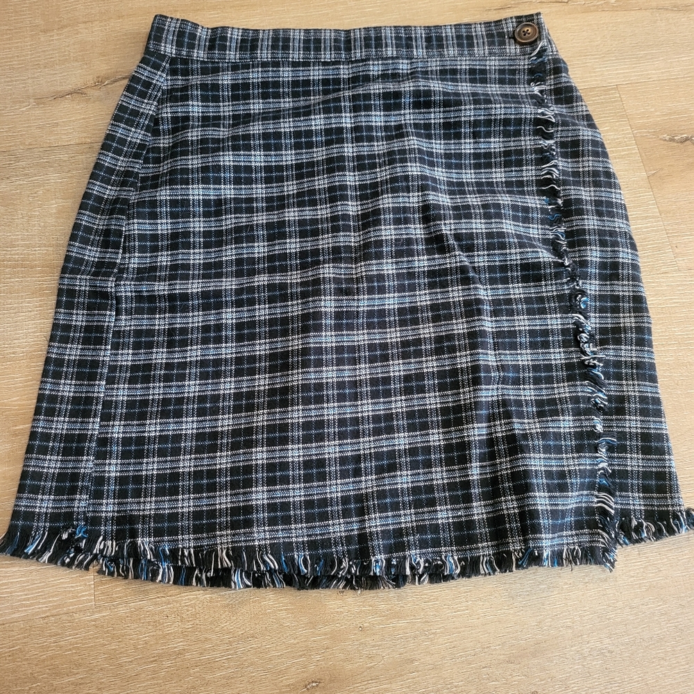 Urban Outfitters Checkered Mini Skirt Size Medium